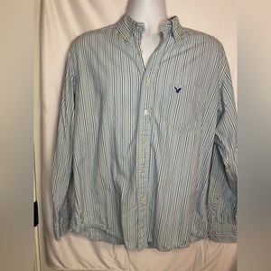 *SALE* Men’s American Eagle button down blue striped shirt size L